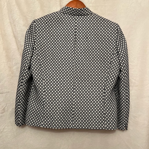 Kasper Open Blazer NWOT beautiful piece - Picture 2 of 5